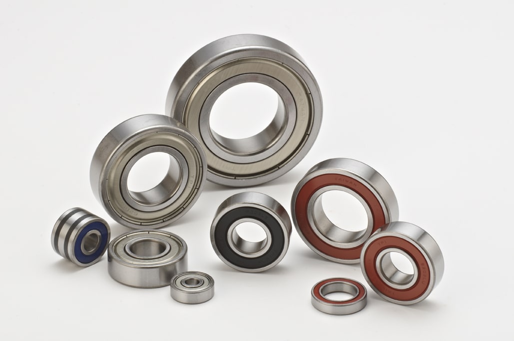 bearings-displayed-on-a-table